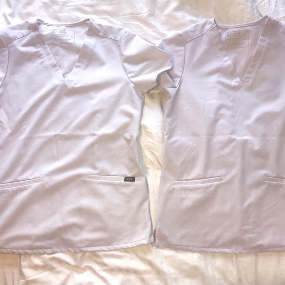 Figs Casma 3 Pocket Scrub Top